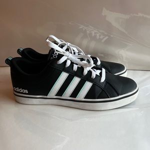 ADIDAS | Women’s ADIDAS Black & 3 White Stripe with Teal Accent Sneakers, Sz 10
